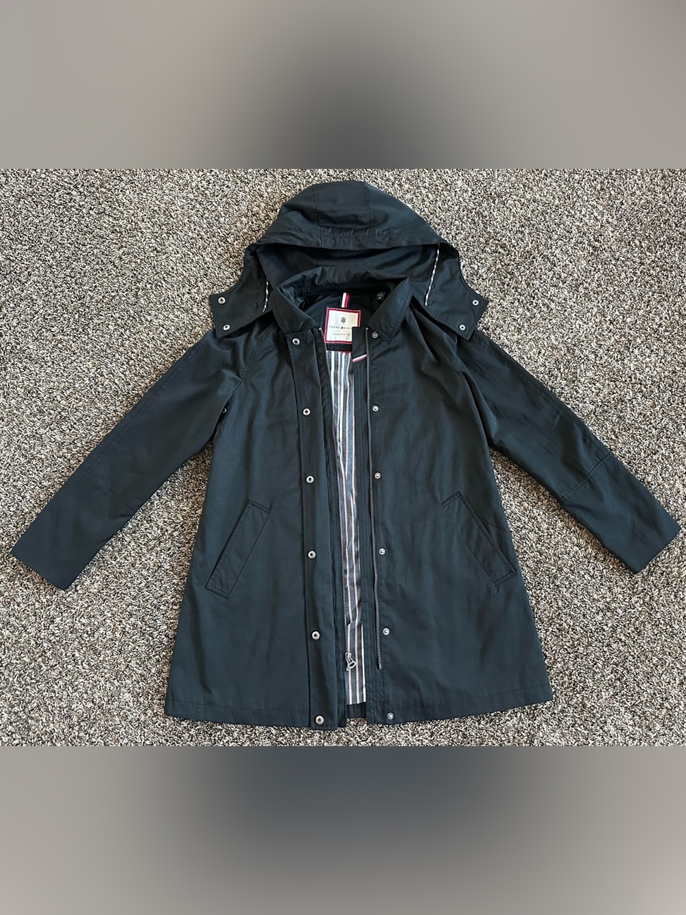 Tommy Hilfiger women's mid-length hooded rain jacket - black - size small